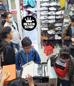 Hình ảnh khách hàng tại NeverStopShop | Shop giày sneakers thể thao HCM