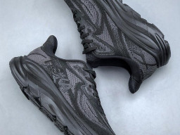 Giày chạy bộ siêu nhẹ êm Hoka Clifton 10 Đen nam nữ giá tốt tại NeverStop Sneaker Shop Giày thể thao chạy bộ Hoka Clifton 10 Đen Full nam nữ chuyên thể thao replica 1:1 like auth real chính hãng giá rẻ tốt nhất tại NeverStopShop.com HCM