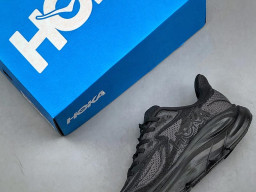 Giày chạy bộ siêu nhẹ êm Hoka Clifton 10 Đen nam nữ giá tốt tại NeverStop Sneaker Shop Giày thể thao chạy bộ Hoka Clifton 10 Đen Full nam nữ chuyên thể thao replica 1:1 like auth real chính hãng giá rẻ tốt nhất tại NeverStopShop.com HCM