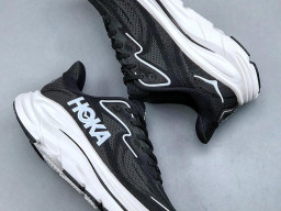 Giày chạy bộ siêu nhẹ êm Hoka Clifton 10 Đen Trắng nam nữ giá tốt tại NeverStop Sneaker Shop Giày thể thao chạy bộ Hoka Clifton 10 Đen Trắng nam nữ chuyên thể thao replica 1:1 like auth real chính hãng giá rẻ tốt nhất tại NeverStopShop.com HCM