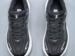Giày chạy bộ siêu nhẹ êm Hoka Clifton 10 Đen Trắng nam nữ giá tốt tại NeverStop Sneaker Shop Giày thể thao chạy bộ Hoka Clifton 10 Đen Trắng nam nữ chuyên thể thao replica 1:1 like auth real chính hãng giá rẻ tốt nhất tại NeverStopShop.com HCM