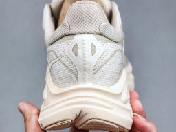 Giày chạy bộ siêu nhẹ êm Hoka Clifton 10 Trắng Kem nam nữ giá tốt tại NeverStop Sneaker Shop Giày thể thao chạy bộ Hoka Clifton 10 Trắng Kem nam nữ chuyên thể thao replica 1:1 like auth real chính hãng giá rẻ tốt nhất tại NeverStopShop.com HCM