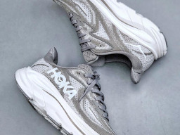 Giày thể thao chạy bộ Hoka Clifton 10 Xám Trắng nam nữ chuyên thể thao replica 1:1 like auth real chính hãng giá rẻ tốt nhất tại NeverStopShop.com HCM