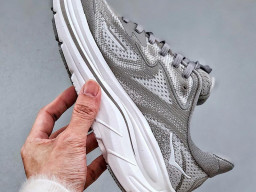 Giày thể thao chạy bộ Hoka Clifton 10 Xám Trắng nam nữ chuyên thể thao replica 1:1 like auth real chính hãng giá rẻ tốt nhất tại NeverStopShop.com HCM