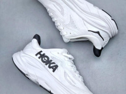 Giày thể thao chạy bộ Hoka Clifton 10 Trắng Đen nam nữ chuyên thể thao replica 1:1 like auth real chính hãng giá rẻ tốt nhất tại NeverStopShop.com HCM