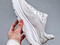 Giày chạy bộ siêu nhẹ êm Hoka Clifton 10 Trắng Xám nam nữ giá tốt tại NeverStop Sneaker Shop Giày thể thao chạy bộ Hoka Clifton 10 Trắng Xám nam nữ chuyên thể thao replica 1:1 like auth real chính hãng giá rẻ tốt nhất tại NeverStopShop.com HCM