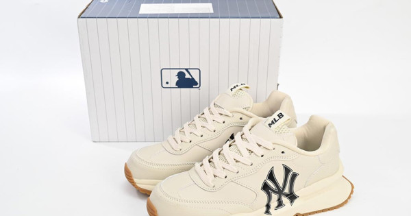 MLB チャンキーランナー ベーシック NY (Cream) Giày MLB CHUNKY RUNNER BASIC NY NEW YORK CREAM GUM Hàn