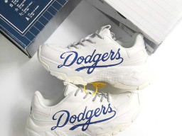Giày MLB Yankees Dodgers Korea nam nữ hàng chuẩn sfake replica 1:1 real chính hãng giá rẻ tốt nhất tại NeverStopShop.com HCM