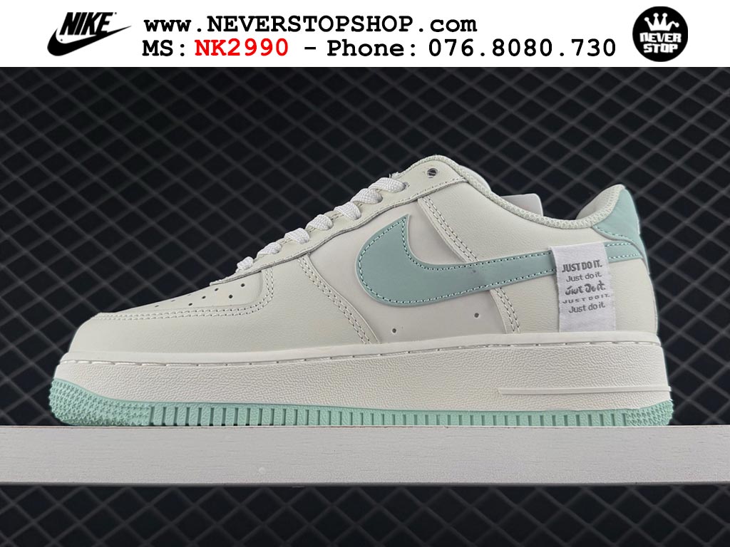 Giày sneaker Nike Air Force 1 Trắng Xanh Ngọc cổ thấp hàng siêu cấp 1:1 chuẩn chính hãng giá rẻ tại NeverStopShop.com Giày Nike Air Force 1 AF1 Low Trắng Xanh Ngọc giá tốt hàng chuẩn chất lượng cao loại đẹp replica 1:1 real tại NeverStopShop.com HCM