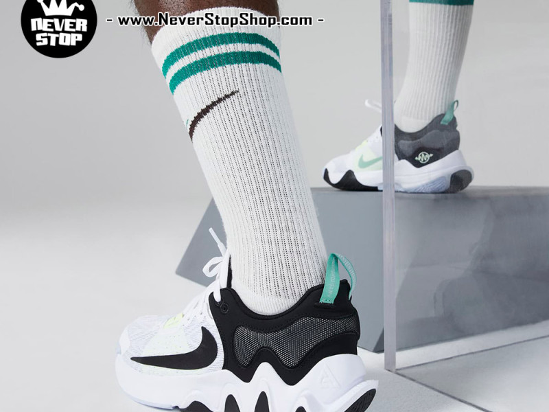 giannis immortality on feet