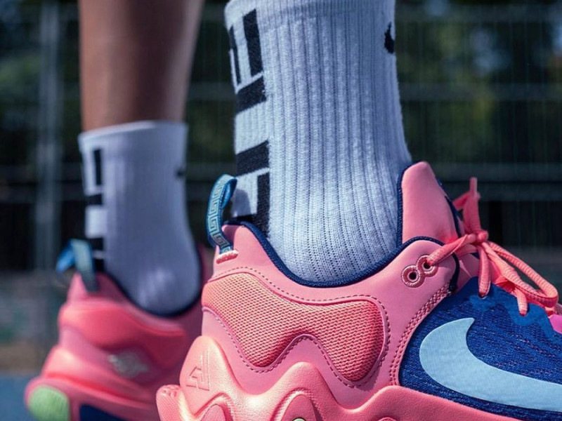 giannis immortality on feet