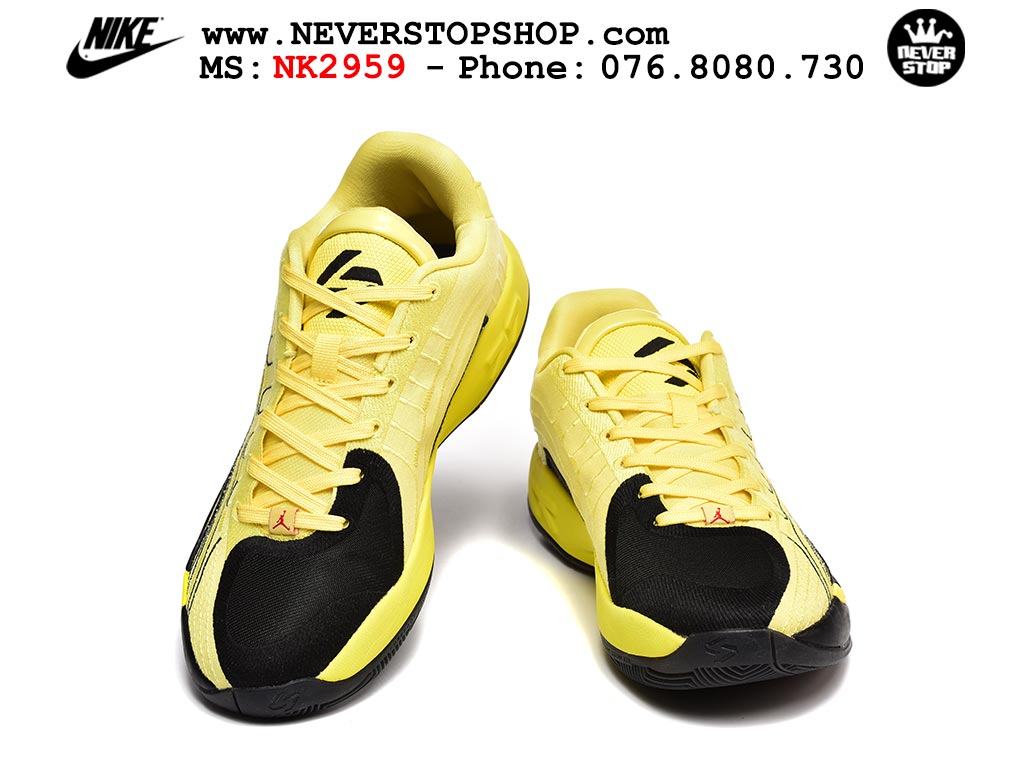 Giày bóng rổ nam nữ Nike Jordan Luka 4 Vàng Đen cổ thấp mẫu mới, nhẹ êm thoáng khí đế XDR chống mòn bám rít sân NeverStopShop.com Giày thể thao Nike Jordan Luka 4 Vàng Đen nam nữ bản siêu cấp rep 1:1 chuẩn real chính hãng authentic giá rẻ tốt nhất tại NeverStopShop.com