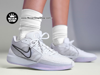 Giày bóng rổ NIKE SABRINA 1 onfeet hàng Replica 1:1 Best Quality chất lượng cao nhất | NeverStopShop.com