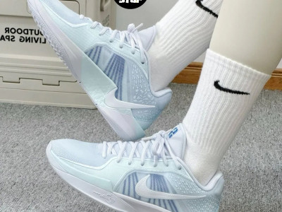 Giày bóng rổ outdoor NIKE SABRINA 2 on feet replica 1:1 best quality chất lượng tốt nhất| NeverStopShop.com