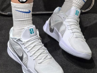 Giày bóng rổ outdoor NIKE SABRINA 2 on feet replica 1:1 best quality chất lượng tốt nhất| NeverStopShop.com