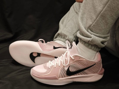 Giày bóng rổ outdoor NIKE SABRINA 2 on feet replica 1:1 best quality chất lượng tốt nhất| NeverStopShop.com