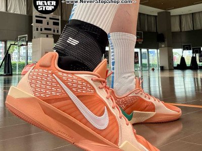 Giày bóng rổ outdoor NIKE SABRINA 2 on feet replica 1:1 best quality chất lượng tốt nhất| NeverStopShop.com