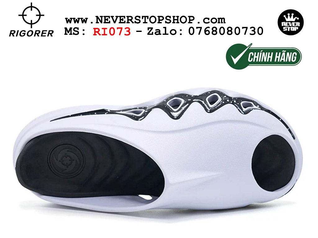 Dép bóng rổ chính hãng Rigorer Shark 3 Slides Trắng Đen authentic cá mập hàng độc hiếm mang êm chân đế chống trượt kháng nước tốt Dép chính hãng nam nữ Rigorer Shark 3 Slides Trắng Đen Original thể thao chạy bộ tập gym siêu bền chống trượt chống nước giá tốt NeverStopShop.com