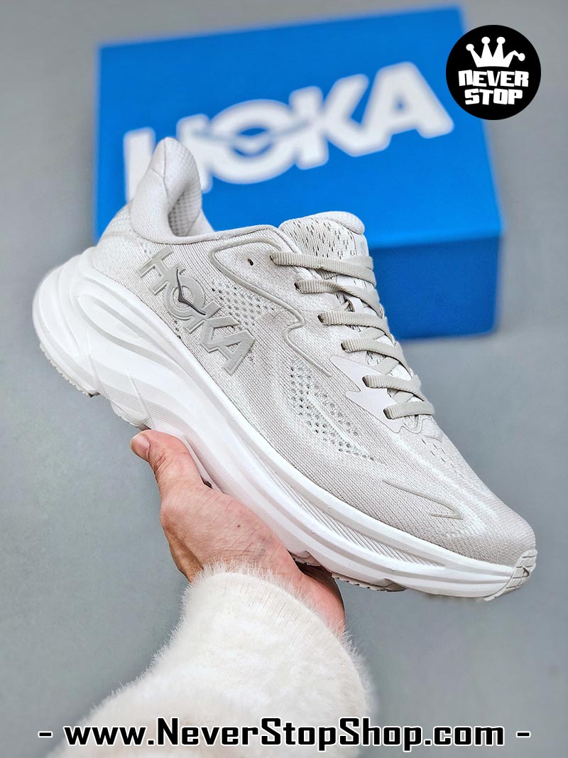 Giày chạy bộ nam nữ HOKA CLIFTON 10 WHITE SILVER siêu nhẹ êm chân hàng chuẩn replica 1:1 siêu cấp, giá rẻ tốt nhất quận 3 HCM tại NeverStop Sneaker Shop” longdesc=
