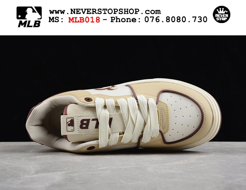 Giày MLB Yankees Chunky Liner Nâu Kem nam nữ thời trang hàng đẹp sfake replica 1:1 giá rẻ tại NeverStop Sneaker Shop Quận 3 HCM