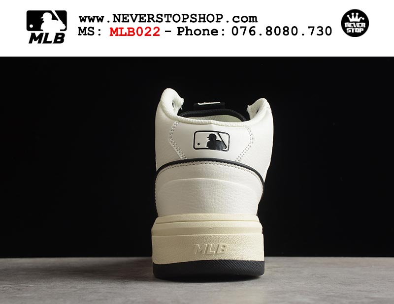 Giày MLB Yankees Chunky Liner Đen Trắng nam nữ thời trang hàng đẹp sfake replica 1:1 giá rẻ tại NeverStop Sneaker Shop Quận 3 HCM