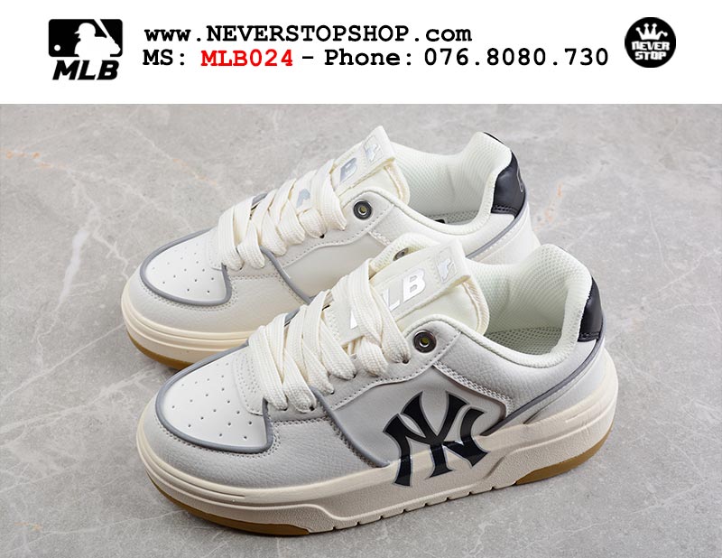 Giày MLB Yankees Chunky Liner Trắng Đen nam nữ thời trang hàng đẹp sfake replica 1:1 giá rẻ tại NeverStop Sneaker Shop Quận 3 HCM
