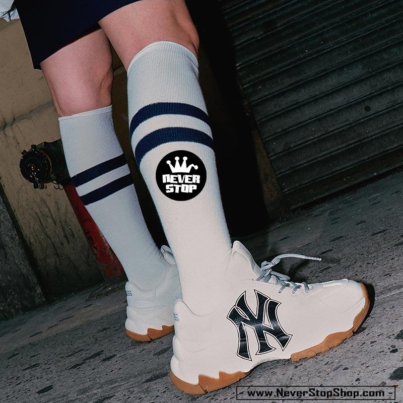 Giày chữ NY trắng nâu MLB Yankees Embo korea hàn quốc nam nữ sfake replica chính hãng giá rẻ HCM
